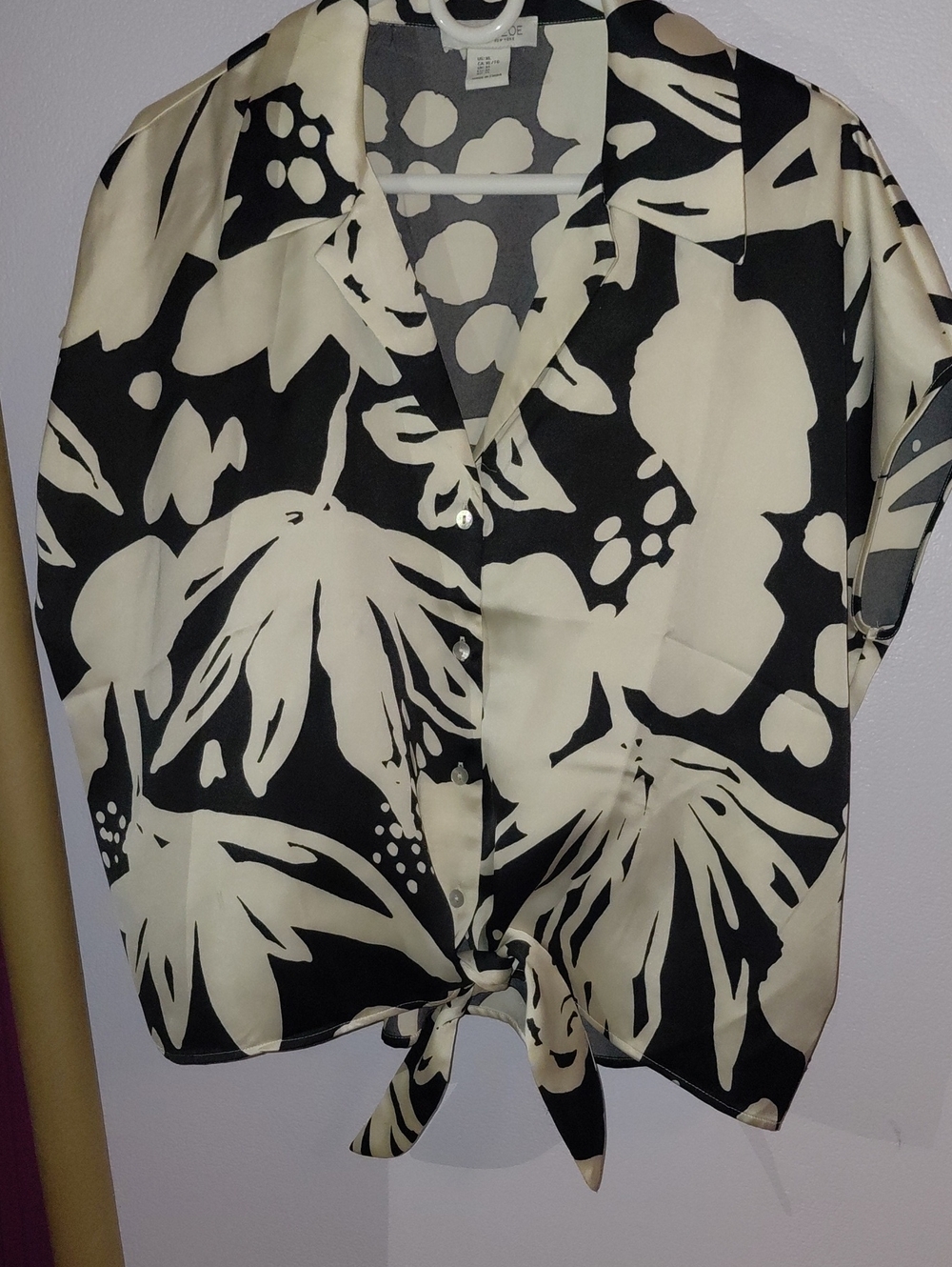 Rachel Zoe Black and Cream Tie-Front Button Down Top